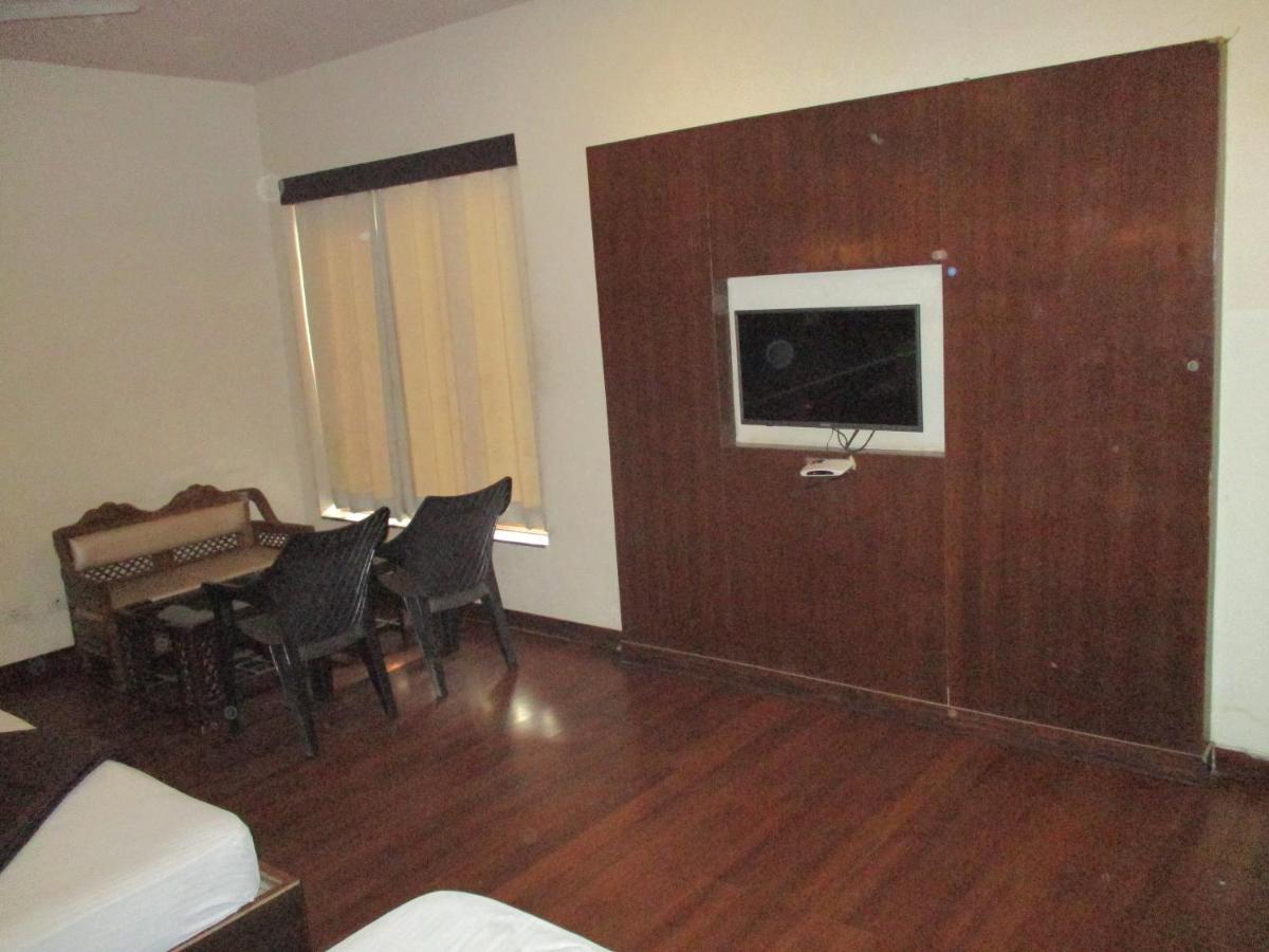 Hotel Polo Victory Jaipur Eksteriør billede