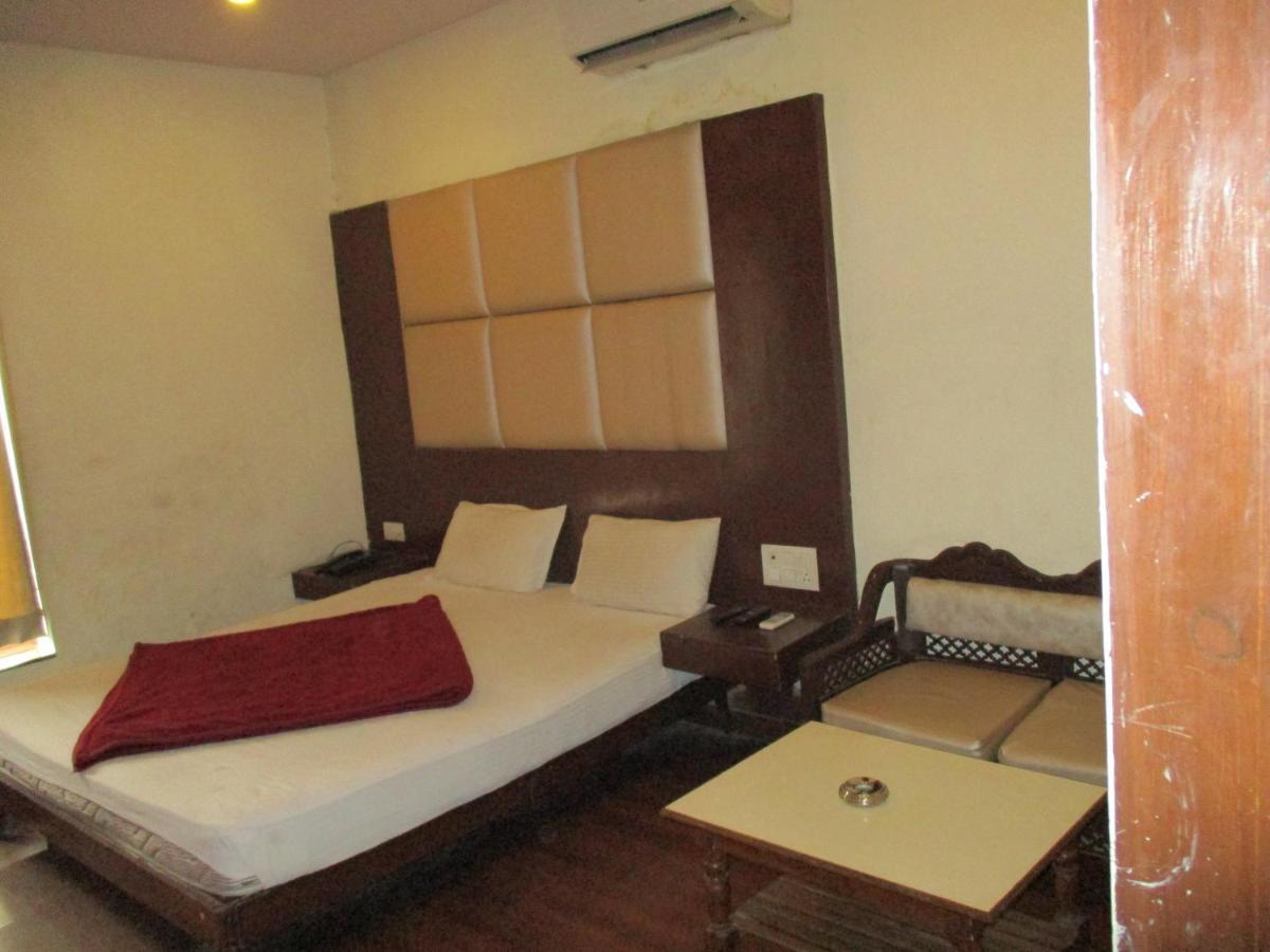Hotel Polo Victory Jaipur Eksteriør billede